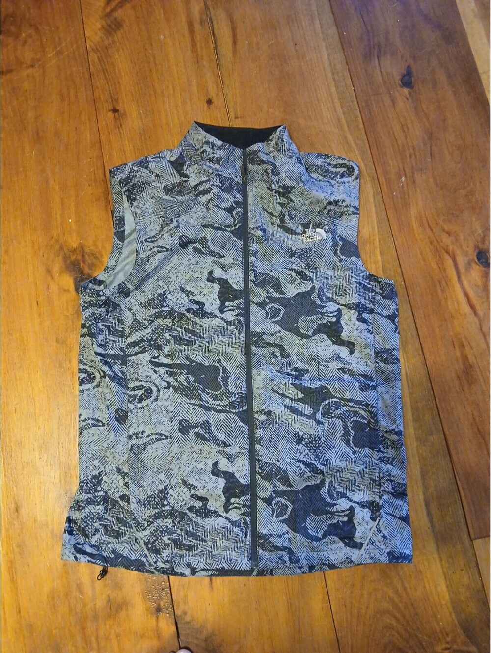 The North Face Vest Mens M Gray Lightweight Wind Shirt Golf Outdoor Polyester ME